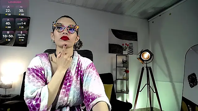 paulinabarnett- online show from 03.22.25