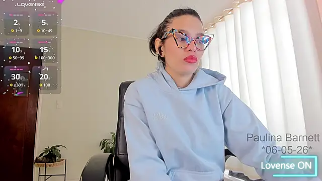 paulinabarnett- online show from 05.06.26