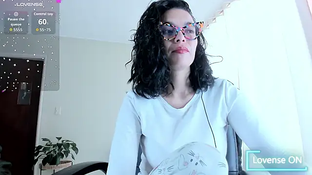paulinabarnett- online show from 06.16.26