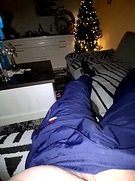 schlonzi81 online show from 12.19.25