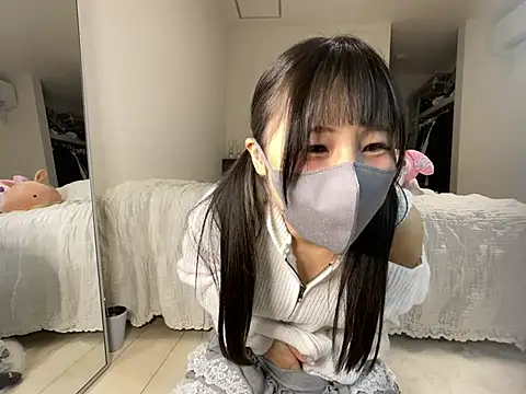 Snapshot of --Kokone-- chatting on 02.08.25 --Kokone-- online show from 02.08.25