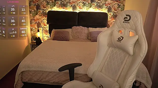 Alice Arwen online show from 02.09.25