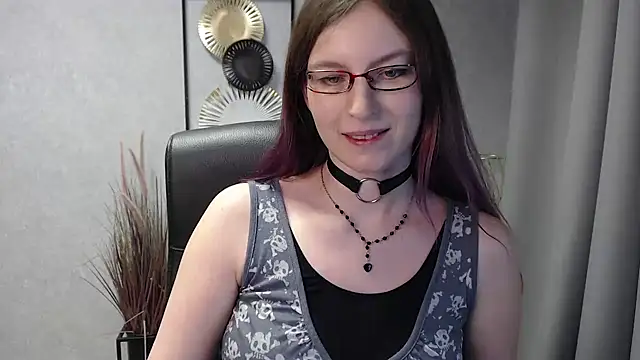 emmaxDelight online show from 12.30.24