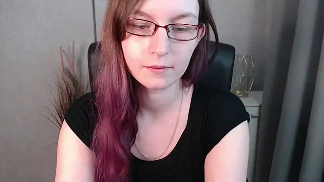 emmaxDelight online show from 01.22.25