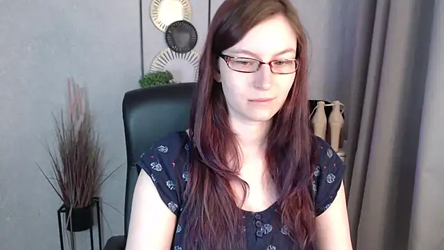 Snapshot of emmaxDelight chatting on 03.16.26 emmaxDelight online show from 03.16.26