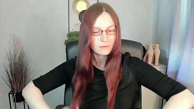 emmaxDelight online show from 06.25.26