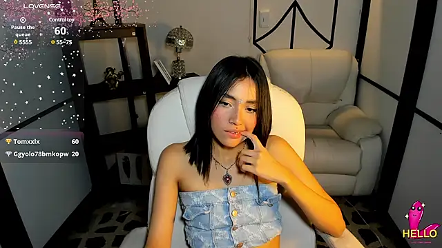 Snapshot of lilithTeen1_ chatting on 01.05.25 lilithTeen1 online show from 01.05.25