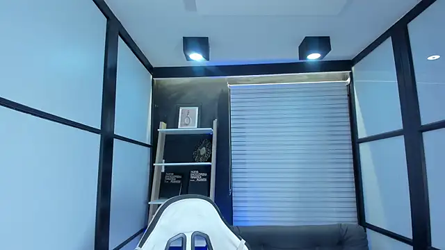 Snapshot of lilithTeen1_ chatting on 03.11.25 lilithTeen1 online show from 03.11.25