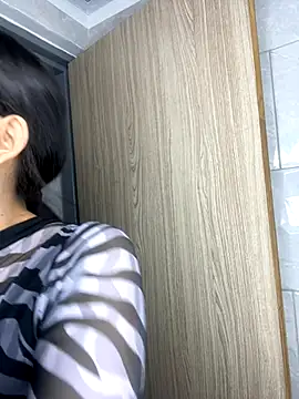 Snapshot of lilithTeen1_ chatting on 11.05.25 lilithTeen1 online show from 11.05.25