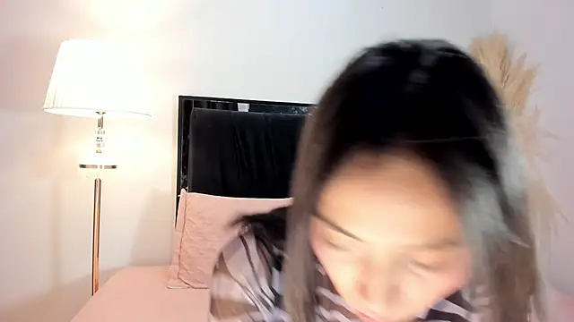 lilithTeen1  online show from 04.24.26