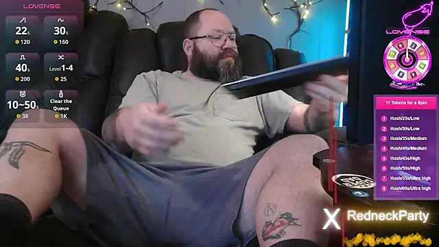 RedneckWants2PlayNow online show from 02.18.26