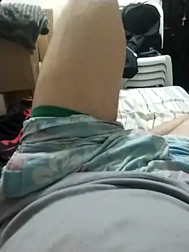 Snapshot of Gasparin32 chatting on 03.04.25 Gasparin32 online show from 03.04.25