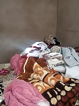 jijijoudia online show from 01.23.25