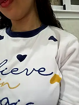 jijijoudia online show from 03.15.25