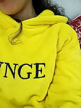 jijijoudia online show from 03.23.25