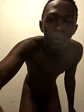 Snapshot of thekidrose chatting on 11.25.25 thekidrose online show from 11.25.25