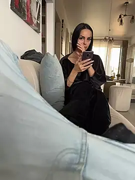 Snapshot of AmandaBby03 chatting on 03.16.25 AmandaBby03 online show from 03.16.25