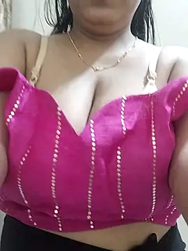 Snapshot of Simran-Kaur143 chatting on 07.23.26 Simran-Kaur143 online show from 07.23.26