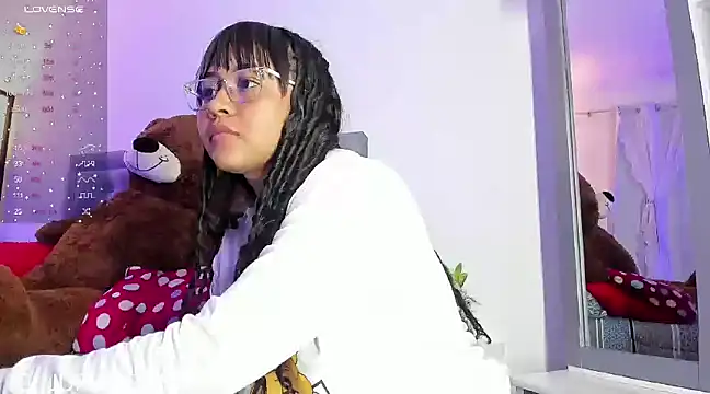 Snapshot of juphiteer chatting on 12.17.24 juphiteer online show from 12.17.24