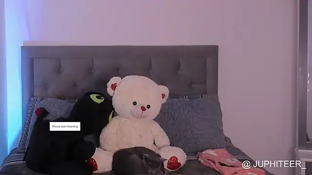 Snapshot of juphiteer chatting on 10.09.25 juphiteer online show from 10.09.25