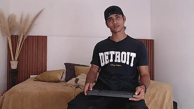 zander 2120 online show from 12.13.24