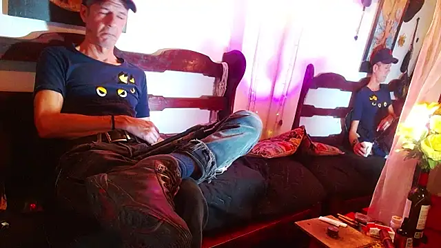 laye19 online show from 03.06.26