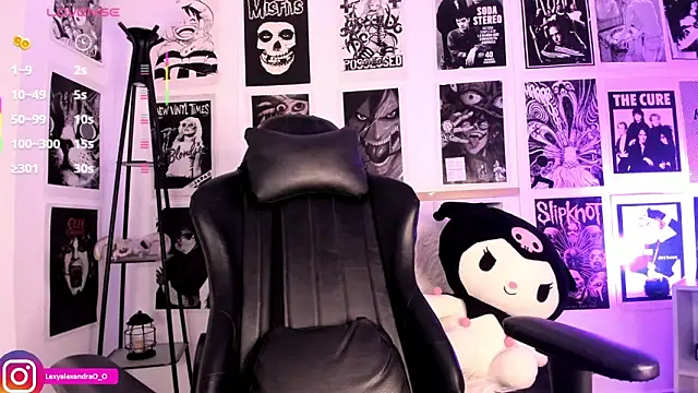 Snapshot of Lexyjoycce chatting on 11.07.25 Lexyjoycce online show from 11.07.25