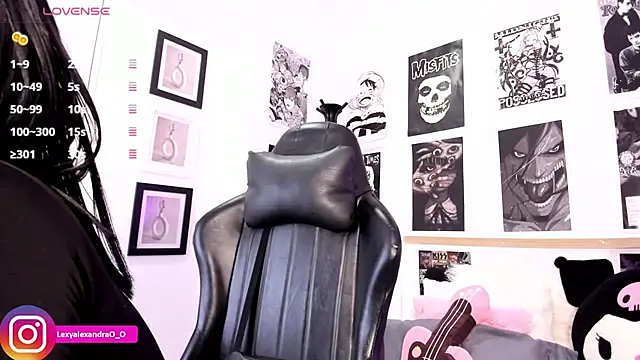 Snapshot of Lexyjoycce chatting on 12.01.25 Lexyjoycce online show from 12.01.25