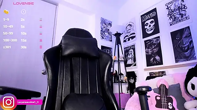 Snapshot of Lexyjoycce chatting on 02.21.26 Lexyjoycce online show from 02.21.26