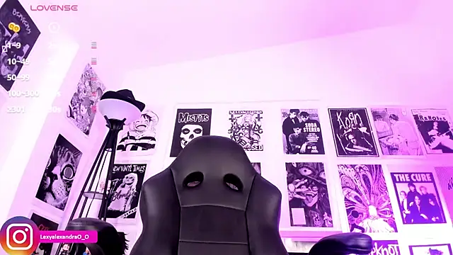 Lexyjoycce online show from 04.25.26