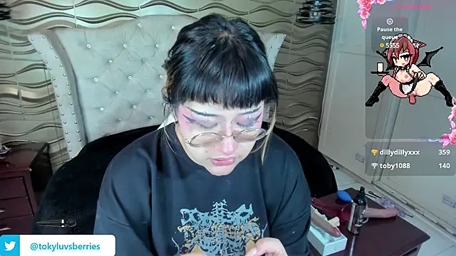 toky doll online show from 12.10.24