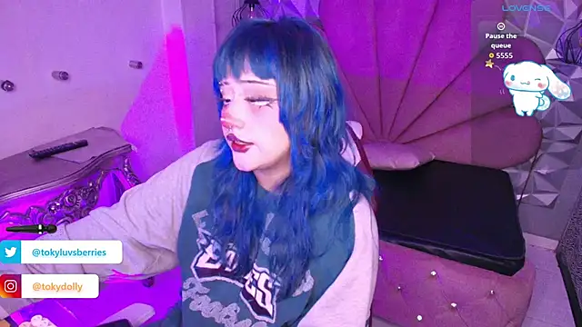 toky doll online show from 09.21.25