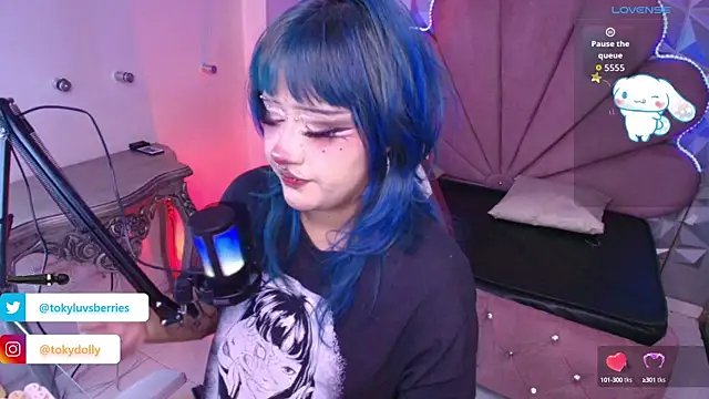 toky doll online show from 09.26.25