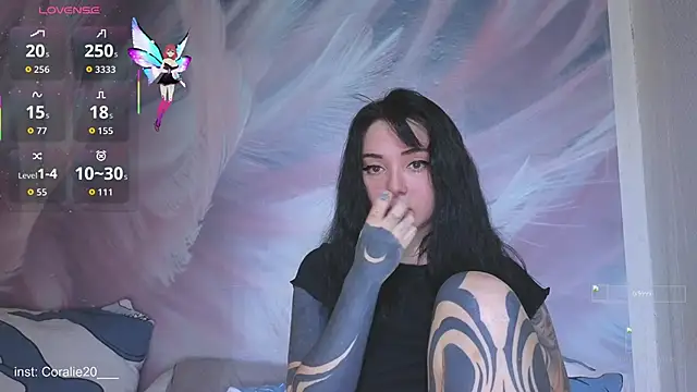 Snapshot of Coralie20_ chatting on 10.25.25 Coralie20 online show from 10.25.25