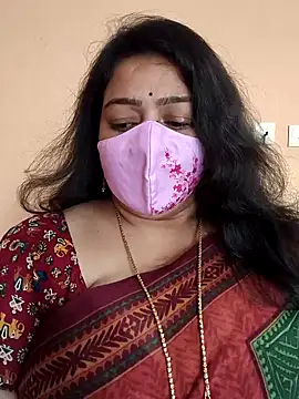 neelu-hoty online show from 02.08.25