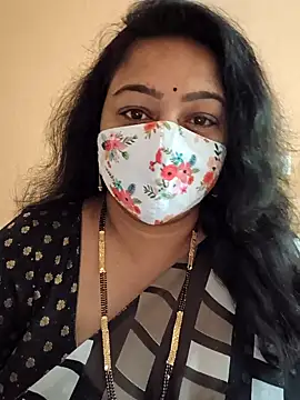 neelu-hoty online show from 02.09.25