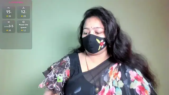 neelu-hoty online show from 07.18.26