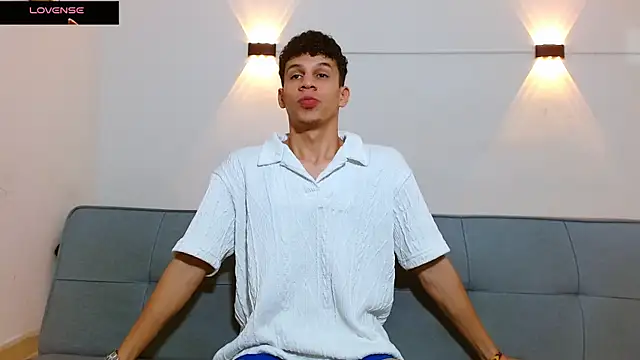 Snapshot of jeff_ross chatting on 11.24.25 jeff ross online show from 11.24.25