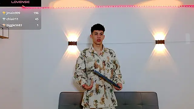 Snapshot of jeff_ross chatting on 11.29.25 jeff ross online show from 11.29.25