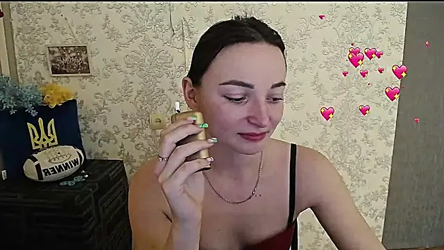  Barbie Kiss  online show from 01.19.25