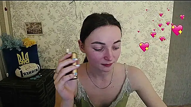  Barbie Kiss  online show from 01.20.25