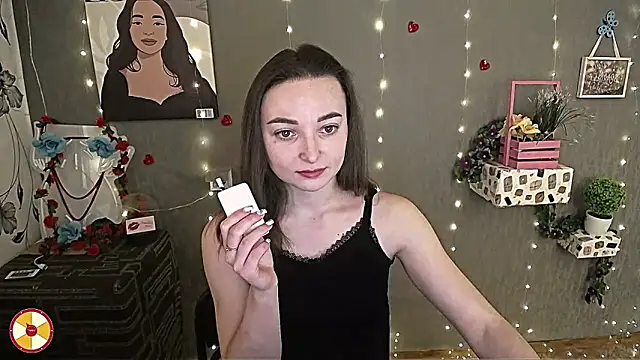  Barbie Kiss  online show from 02.18.25