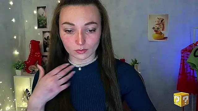  Barbie Kiss  online show from 04.22.26