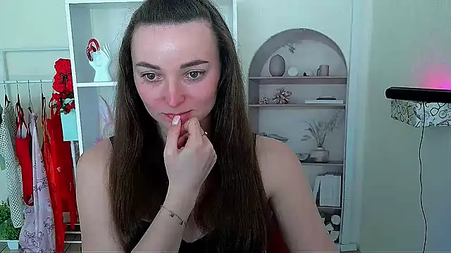 Snapshot of _Barbie_Kiss_ chatting on 05.11.26 Barbie Kiss online show from 05.11.26