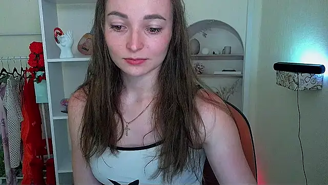 Snapshot of _Barbie_Kiss_ chatting on 06.08.26 Barbie Kiss online show from 06.08.26