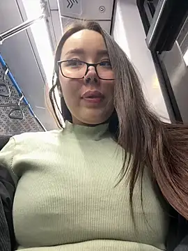 Snapshot of Asian_Asami chatting on 12.26.24 Asian Asami online show from 12.26.24