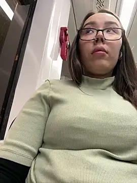 Snapshot of Asian_Asami chatting on 12.26.24 Asian Asami online show from 12.26.24