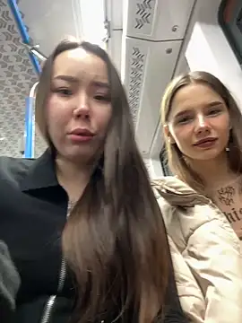 Snapshot of Asian_Asami chatting on 12.30.24 Asian Asami online show from 12.30.24