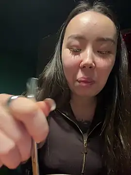 Snapshot of Asian_Asami chatting on 01.28.25 Asian Asami online show from 01.28.25