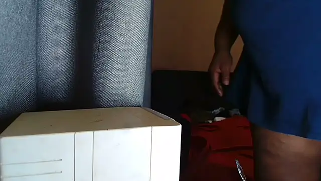 tinagiant online show from 11.14.25